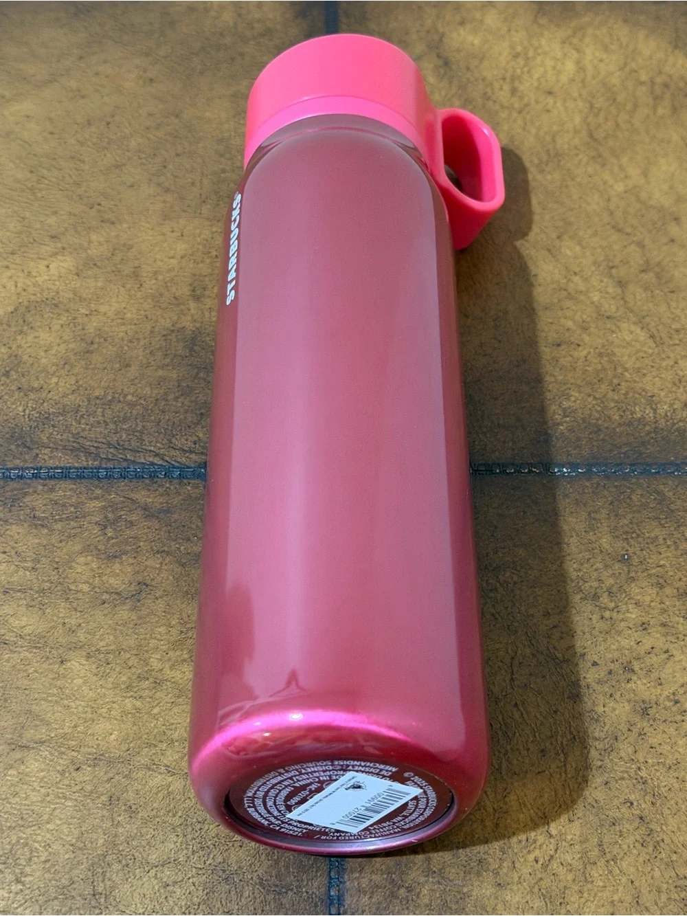 NEW STARBUCKS WALT DISNEY WORLD LOGO WATER BOTTLE IN HOT PINK 20oz